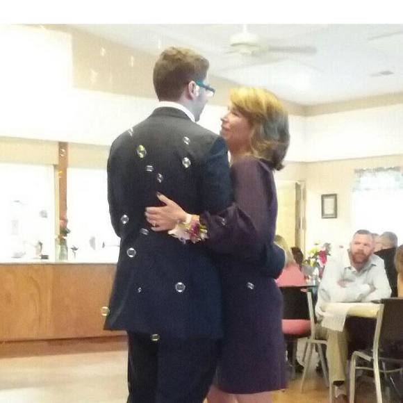 Meet your Posher, Leigh - Picture 1 of 1